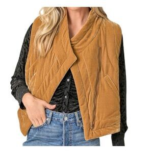 NWT Mystree Lyra Camel Velvet Puffer Vest Small
